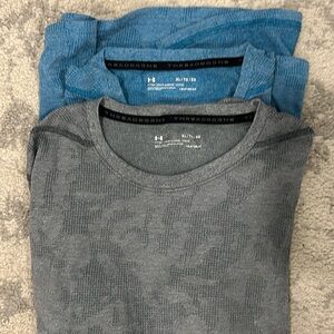XL Under Armour 3/4 sleeve Threadbone heatgear shirt.